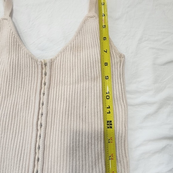 Zara Cream Ribbed Knit Top with Buttons - Picture 5 of 8